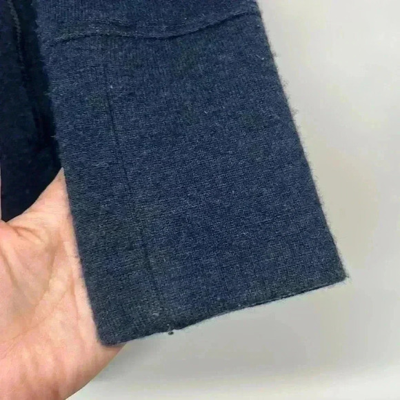 Akini xs Long blue jacket and polyester - Picture 4 of 7